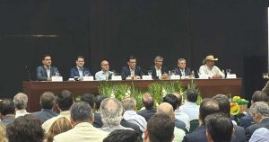 CAINCO-SE-REUNE-CON-PAZ