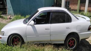 El vehículo en el que se transportaban los tres hombres. CORTESÍA