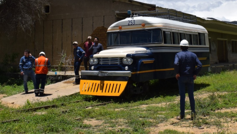Buscarril volverá a operar en Cochabamba. FERROVIARIA ANDINA