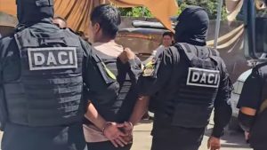 Aprehendido fue trasladado de Santa Cruz a Cochabamba. INFO POLICIAL CBBA